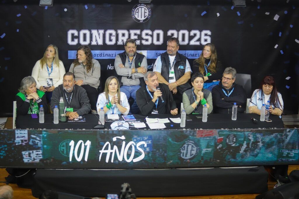 Conducción nacional de ATE durante una conferencia