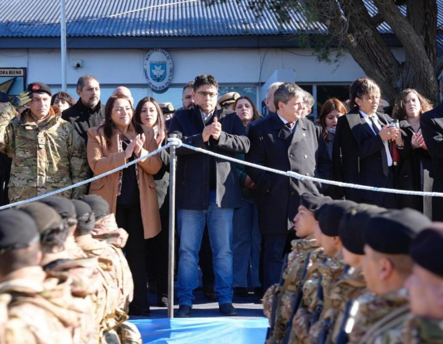 José Ramón Bodlovic durante el acto aniversario de Comandante Luis Piedra Buena