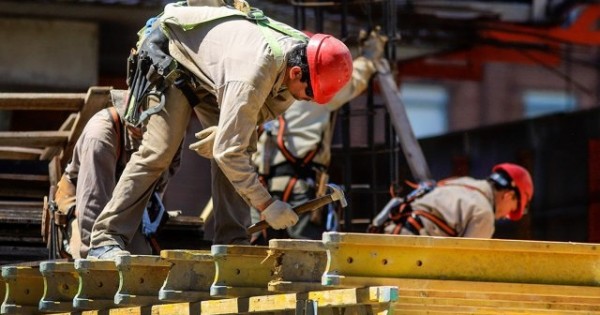 Empleo privado registrado en caída durante mayo